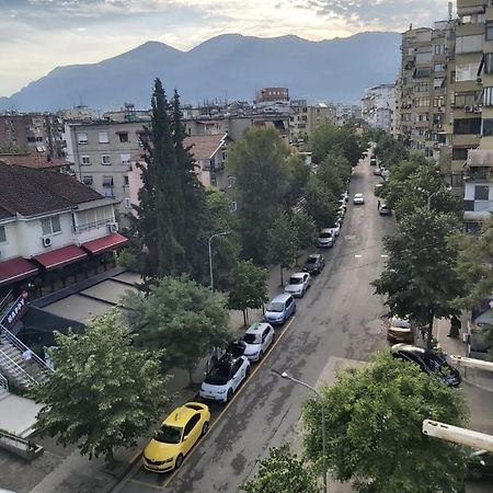 Ciak Apartment Tirana Buitenkant foto