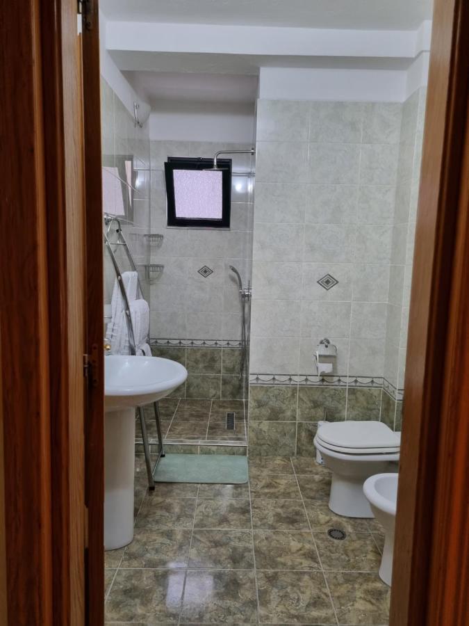 Ciak Apartment Tirana Buitenkant foto